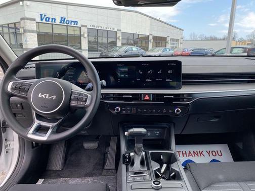 2025 Kia K5 LXS