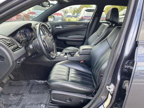 2017 Chrysler 300 S