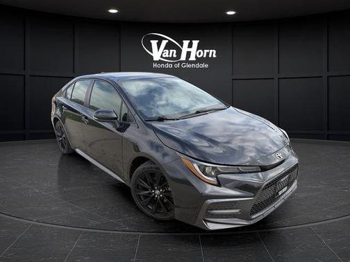 Black Sand Pearl 2021 Toyota Corolla SE