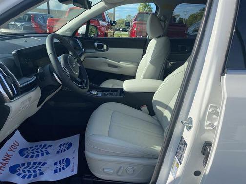2025 Kia Sorento Hybrid EX