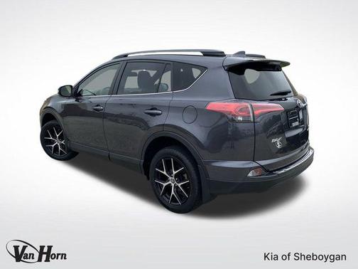 2017 Toyota RAV4 SE