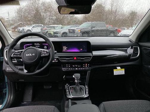 2025 Kia Seltos S