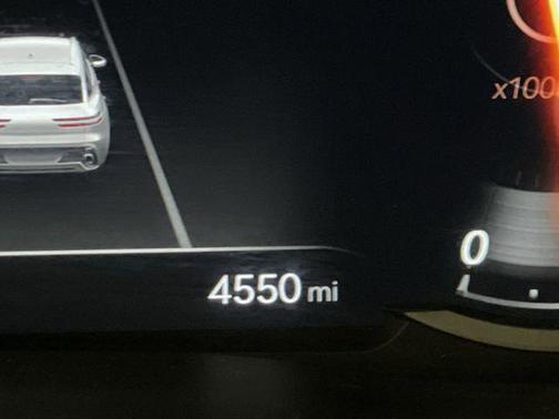 2022 Genesis GV70 2.5T AWD