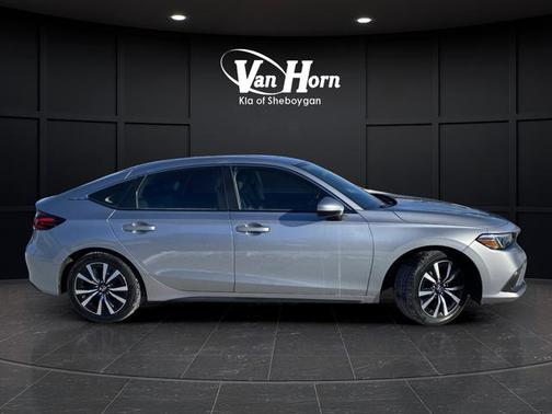 2022 Honda Civic EX-L