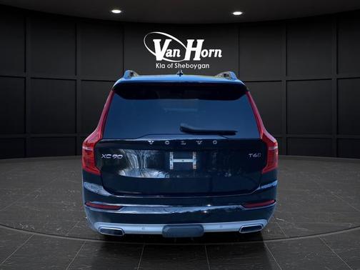 Onyx Black Metallic 2019 Volvo XC90 T6 Momentum