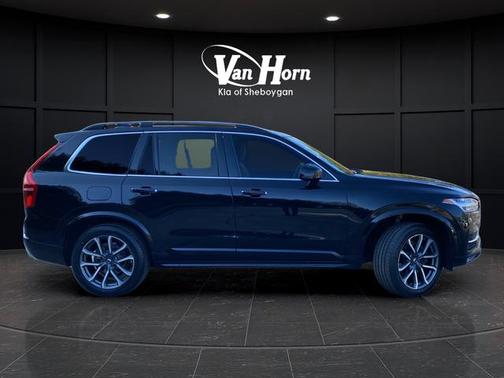 Onyx Black Metallic 2019 Volvo XC90 T6 Momentum