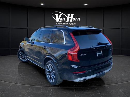 Onyx Black Metallic 2019 Volvo XC90 T6 Momentum