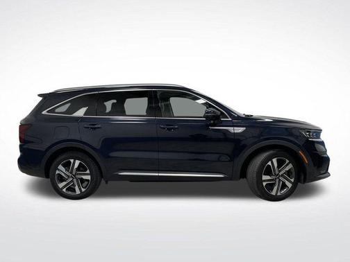 2022 Kia Sorento Plug-In Hybrid SX