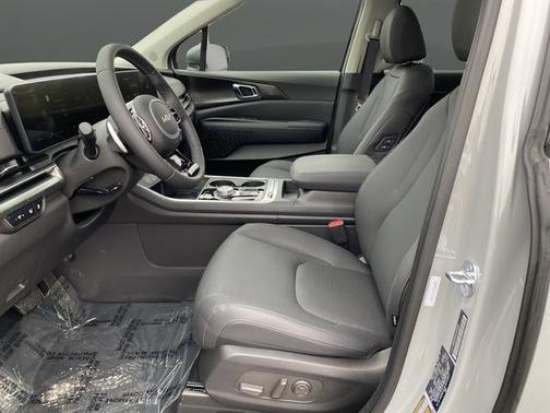Ceramic Silver 2026 Kia Carnival Hybrid SX Prestige