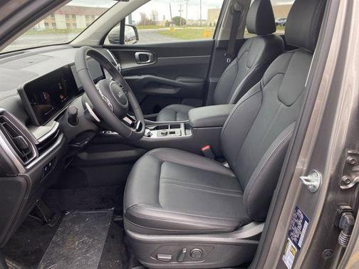 2025 Kia Sorento Hybrid EX