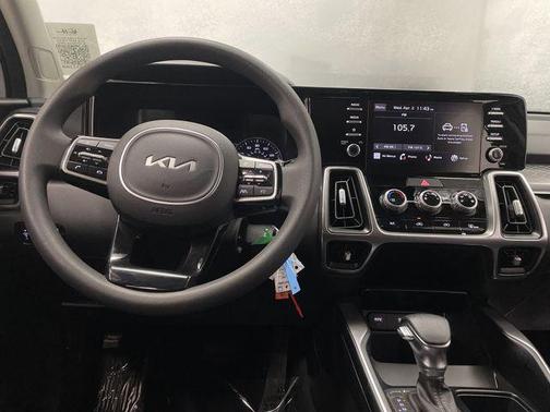 2022 Kia Sorento LX