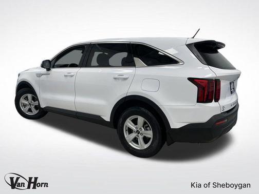 2022 Kia Sorento LX