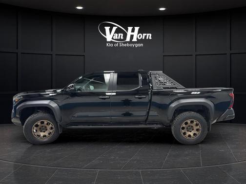 2024 Toyota Tacoma Hybrid Trailhunter