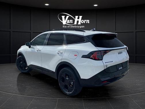 Snow White Pearl 2026 Kia Sportage X-Line