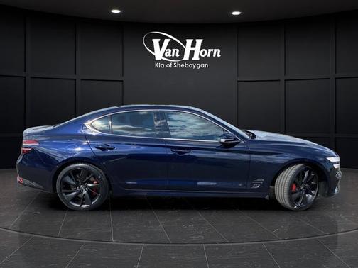 2023 Genesis G70 3.3T RWD