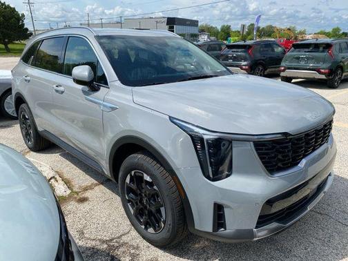 2025 Kia Sorento S