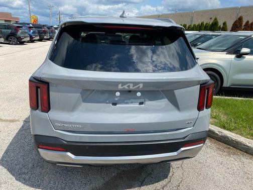 2025 Kia Sorento S