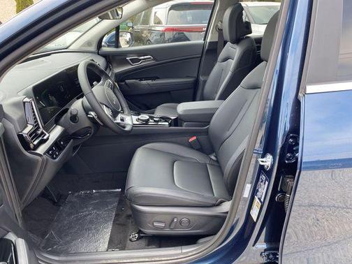 2025 Kia Sportage Hybrid EX