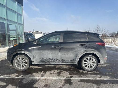 2022 Kia Sportage S