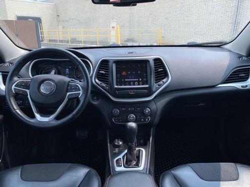 2017 Jeep Cherokee Trailhawk