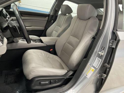 2018 Honda Accord Hybrid Touring