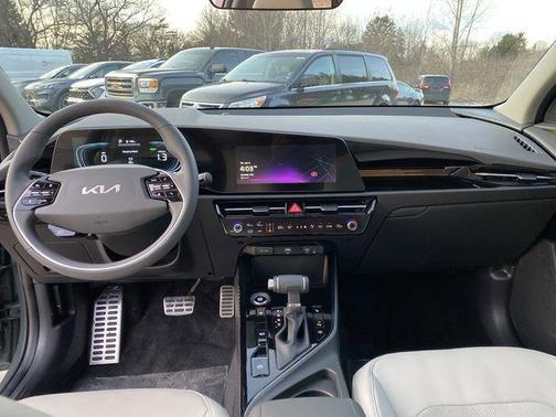 2025 Kia Niro Touring