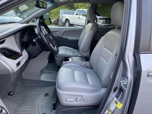 2015 Toyota Sienna Limited