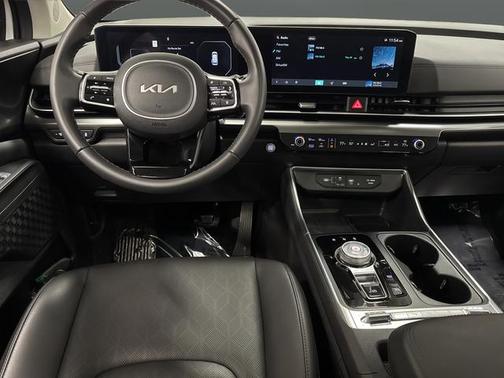 2025 Kia Carnival Hybrid SX