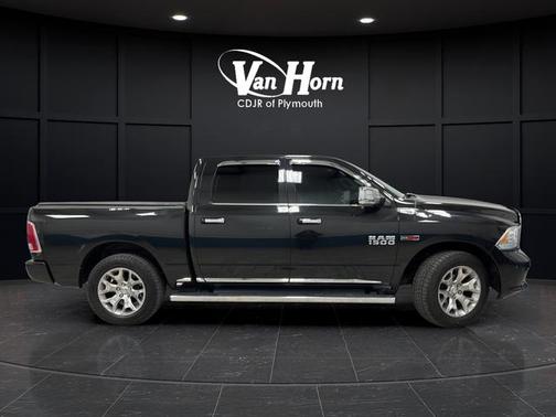 Brilliant Black Crystal Pearlcoat 2015 RAM 1500 Longhorn