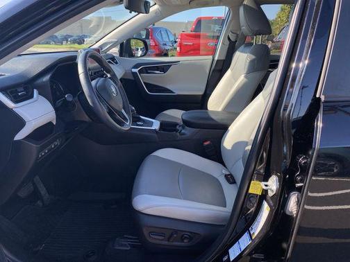 2021 Toyota RAV4 Limited