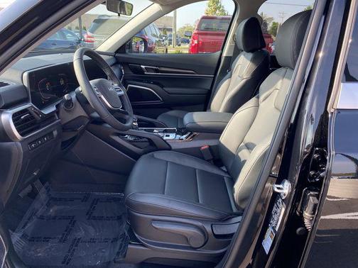2025 Kia Telluride LX