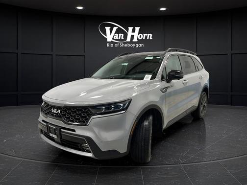 Wolf Gray 2022 Kia Sorento SX