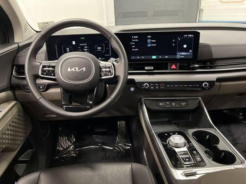 2025 Kia Carnival Hybrid SX
