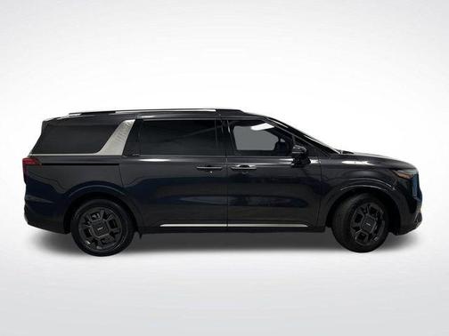 2025 Kia Carnival Hybrid SX