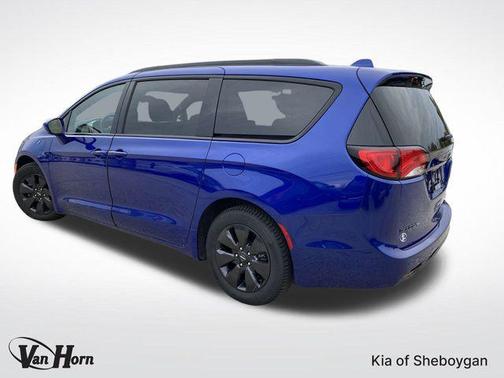 2020 Chrysler Pacifica Hybrid Touring L