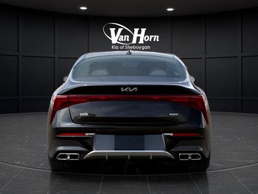 Aurora Black Pearl 2026 Kia K5 GT
