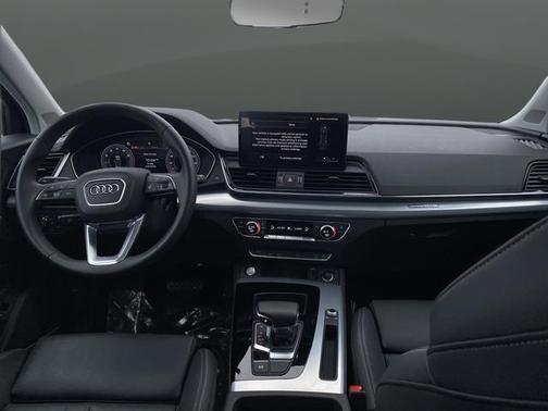 2024 Audi Q5 45 S line Premium Plus