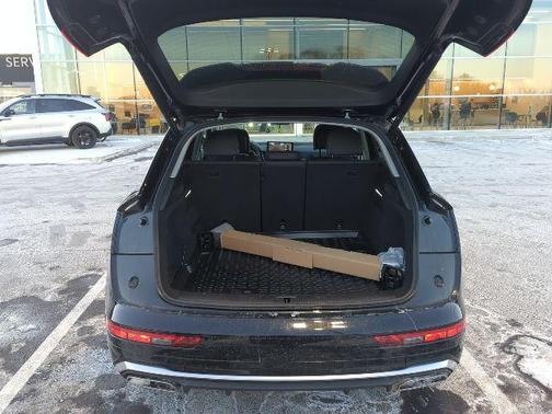 2024 Audi Q5 45 S line Premium Plus