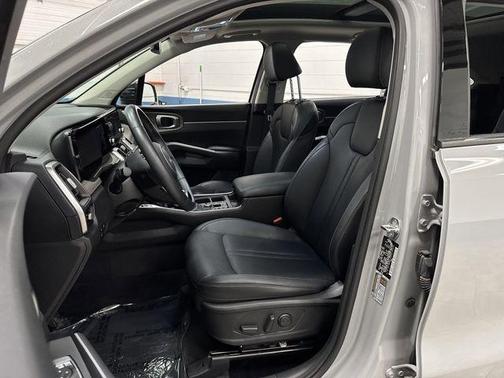 2023 Kia Sorento EX