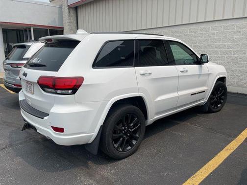 2020 Jeep Grand Cherokee Altitude