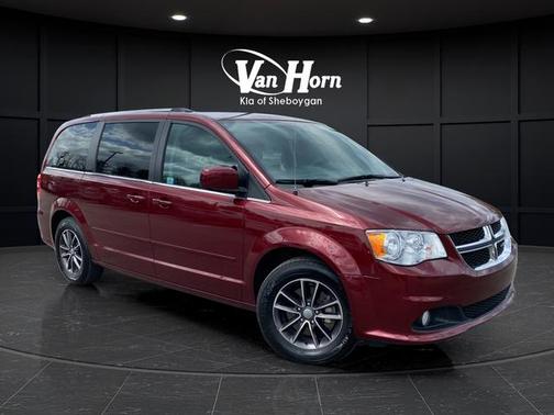 Octane Red Pearlcoat 2017 Dodge Grand Caravan SXT