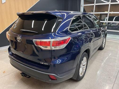 2015 Toyota Highlander LE