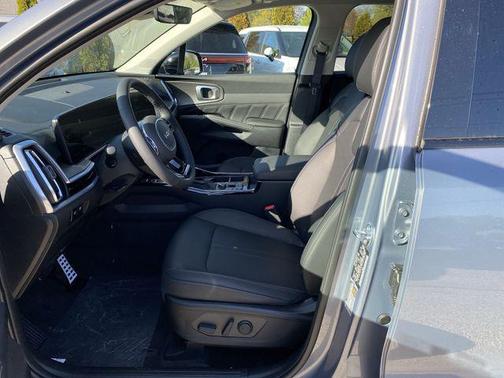 2025 Kia Sorento SX