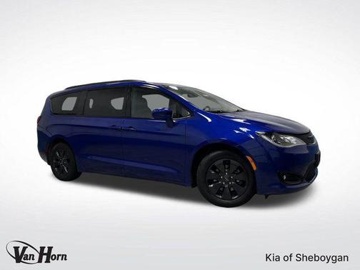 2020 Chrysler Pacifica Hybrid Touring L