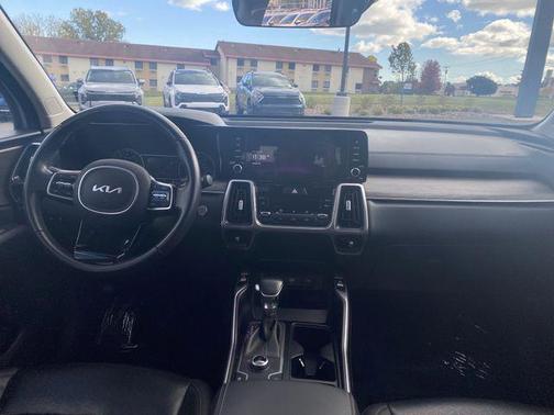 2022 Kia Sorento S
