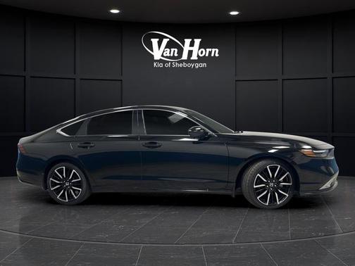 Crystal Black Pearl 2024 Honda Accord Hybrid Touring