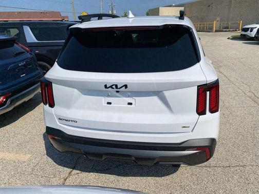 2025 Kia Sorento SX