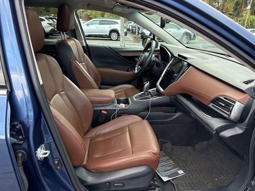 2022 Subaru Outback Touring