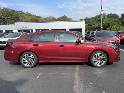 2025 Subaru Legacy 