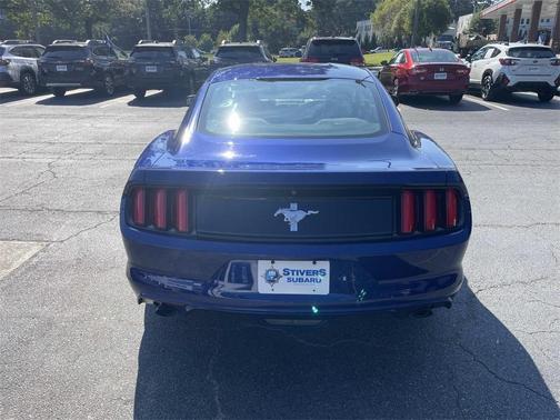 2016 Ford Mustang V6